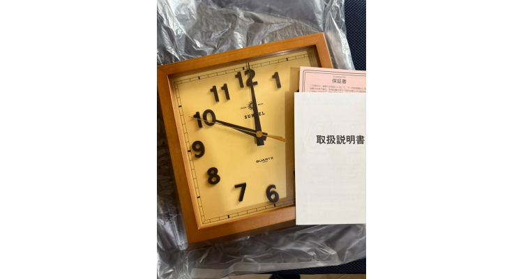 日本Amazon - Santeru 日本製方形掛鐘